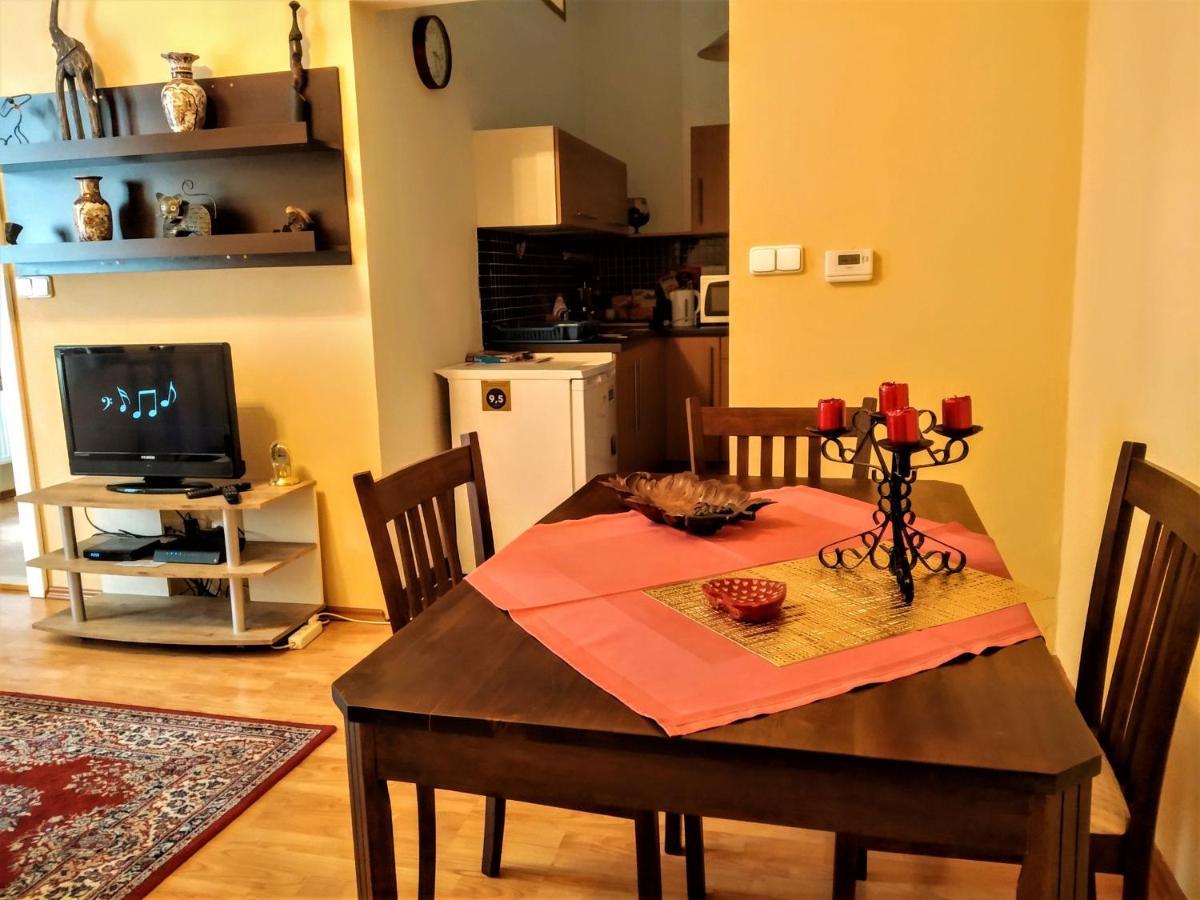 Apartment Sense Of Zizkov Прага Экстерьер фото