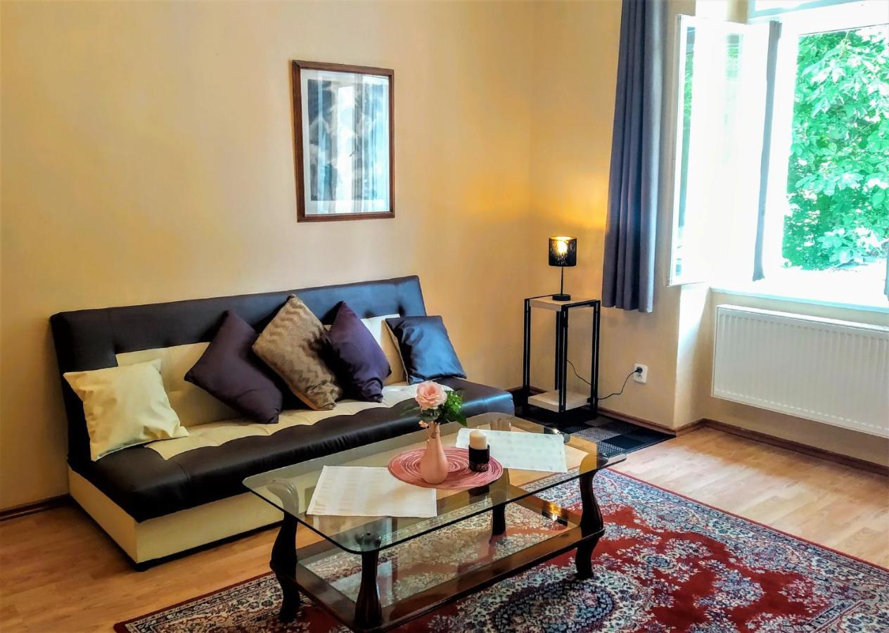 Apartment Sense Of Zizkov Прага Экстерьер фото